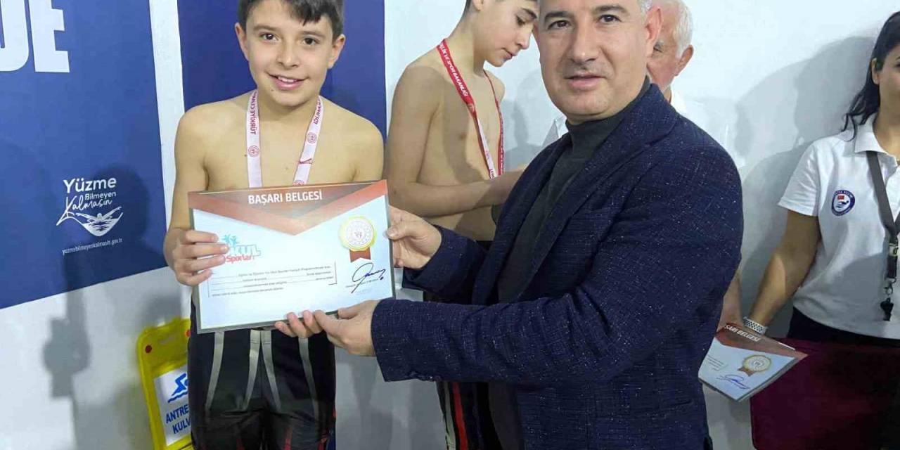 Çınar: “Gençlik Yatırımlarımız Meyvelerini Vermeye Başladı”