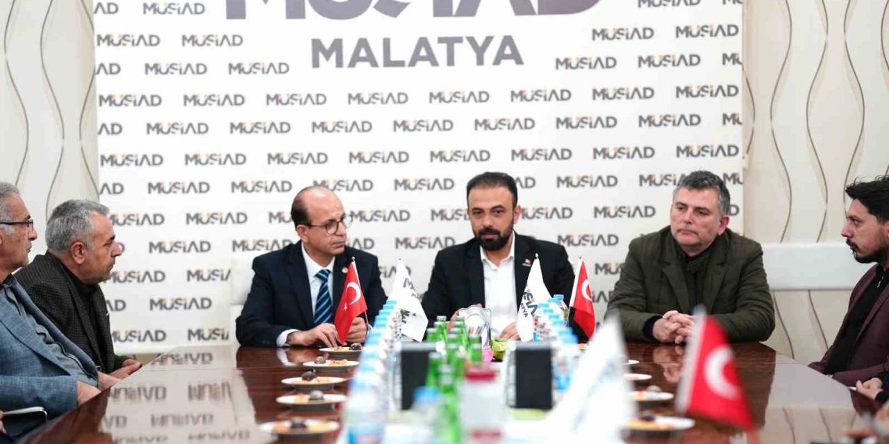 Yeşilyurt Belediye Başkan Adayı Geçit: "Birinci Önceliğimiz Depremin Yaralarını Sarmak Olacak"