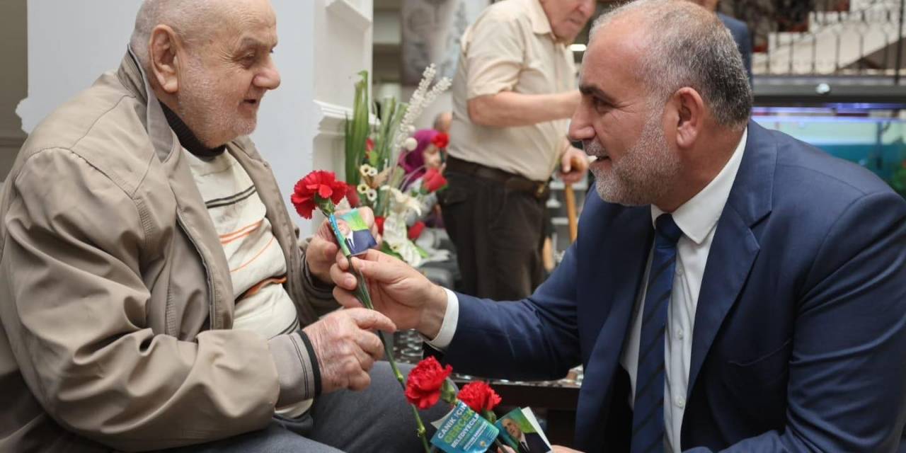 Sandıkçı: “Büyüklerimizin Yanında Olmayı Sürdüreceğiz”