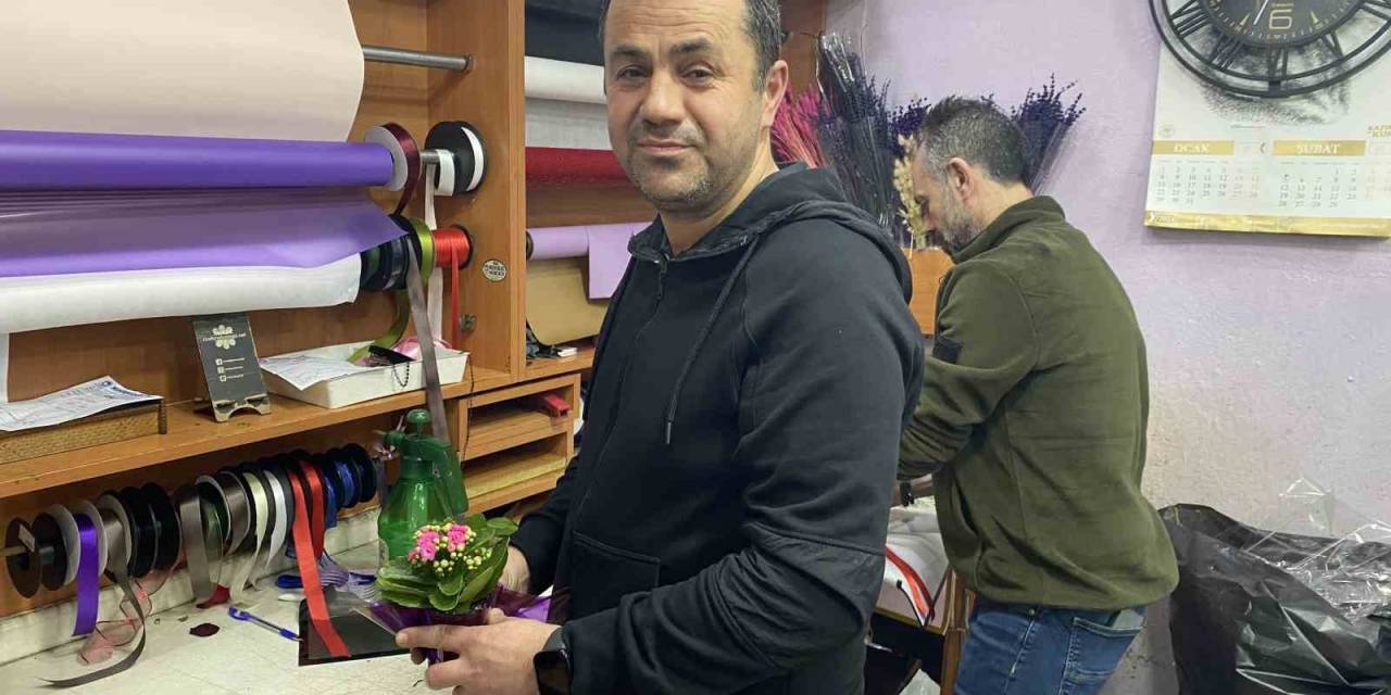 Yoğunluktan Vardiyalı Kurye Çalıştırıyorlar