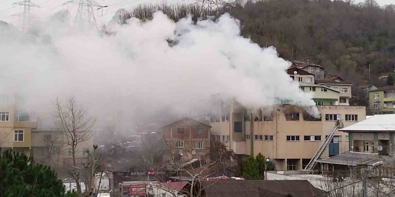 Beykoz’da Kibrit Üretim Atölyesinde Yangın