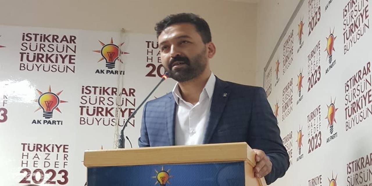 Ak Parti İlçe Başkanı Bayar Partisinden İstifa Etti