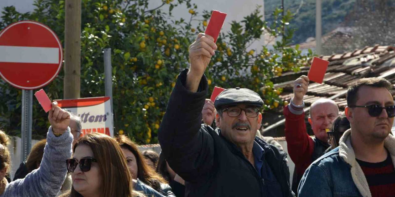 Chp’de Flaş Karar: İzmir’de O İlçenin Belediye Başkan Adayı Değişti