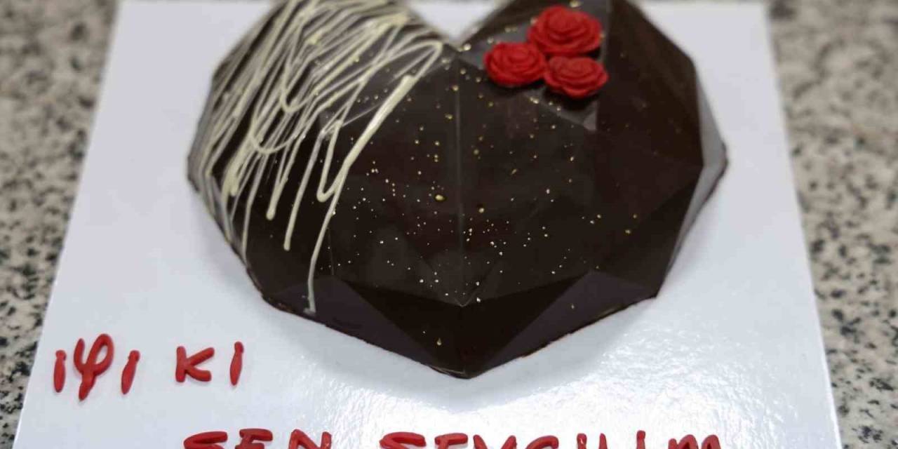 Kadınlar Yeteneklerini Ko-mek’te Keşfediyor