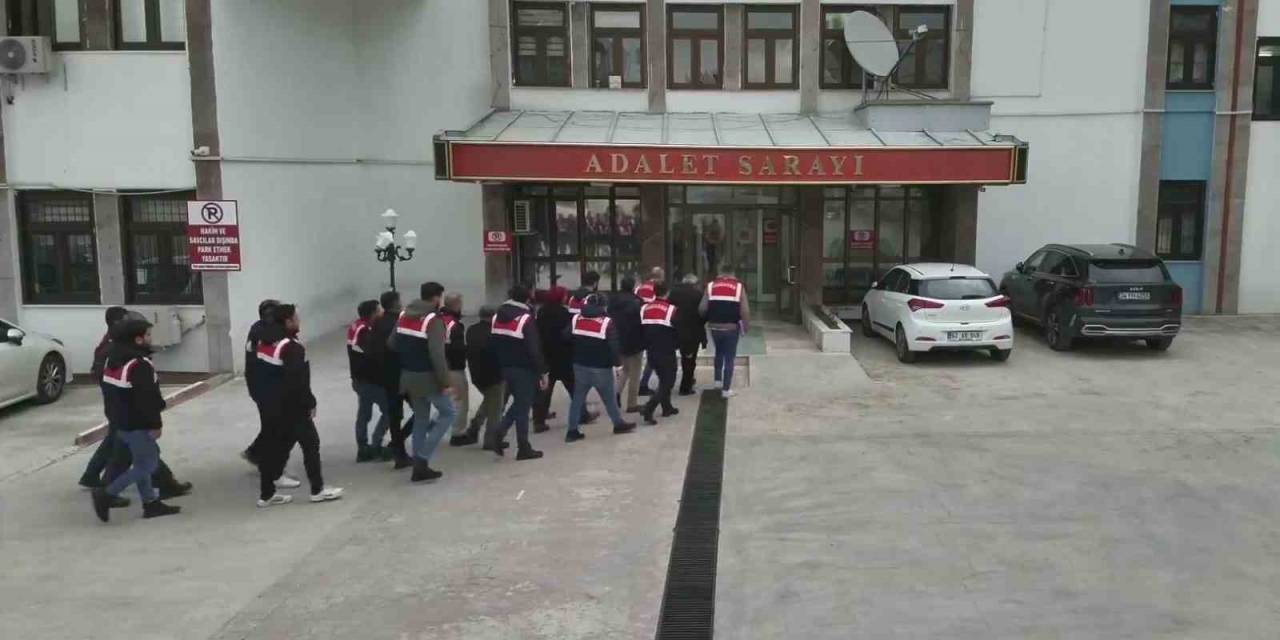 Tunceli Merkezli 3 İlde Pkk/kck Operasyonu: 14 Gözaltı