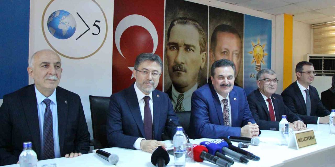 Tarım Bakanı Yumaklı: “Kriz Partileriyle Ülke Nasıl Yönetilebilir?”