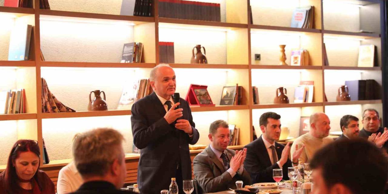 Başkan Özlü “Sizden Her Zaman İlgi, Yardım Ve İyilik Gördük”