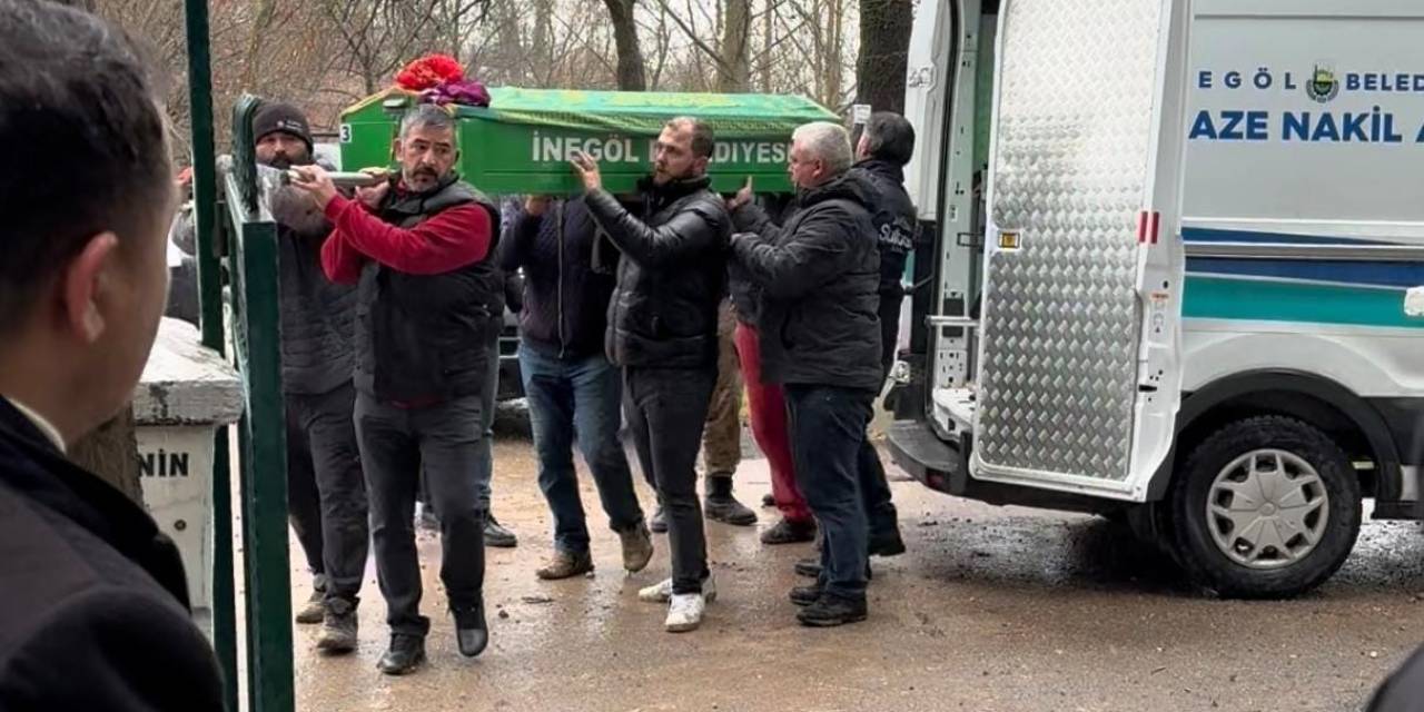 Kaza Kurbanı Abla-kardeş Gözyaşlarıyla Defnedildi