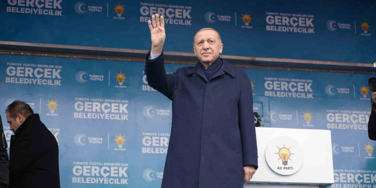 Cumhurbaşkanı Erdoğan: "Dün Birlikte Yoldaşlık Ettiklerini Bugün Sırtından Hançerliyorlar"