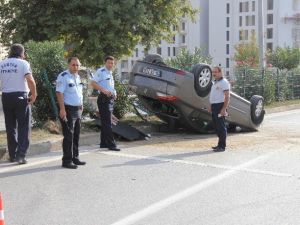 Otomobil Takla Attı: 1 Yaralı