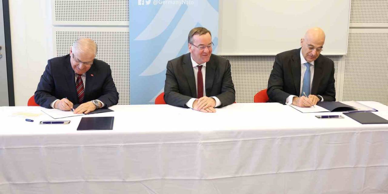 Bakan Güler, Avrupa Gökyüzü Kalkanı Girişimi  Niyet Mektubuna Türkiye Ve Yunanistan’ın Katılımına Dair Düzenleme Belgesi İmza Töreni’ne Katıldı