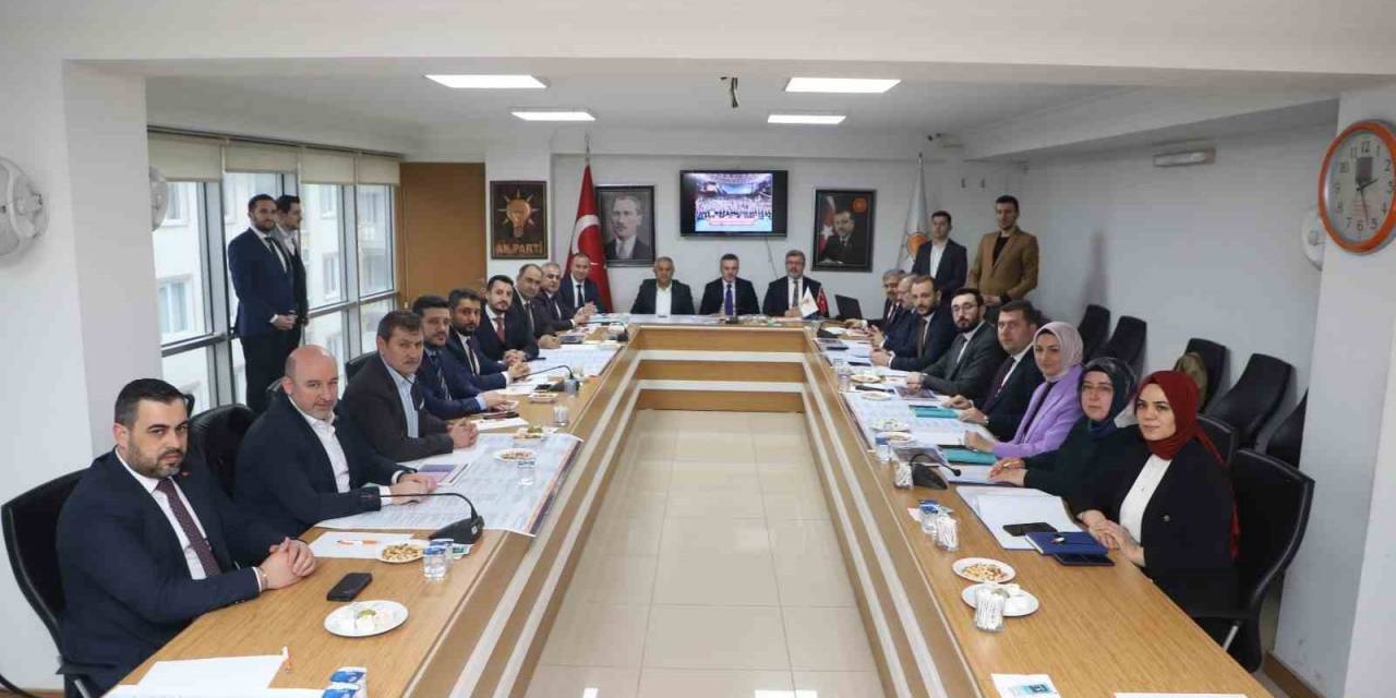 Kandemir: “Afyonkarahisarlı Vatandaşlarımızın Taleplerini İsteklerini Aldık”