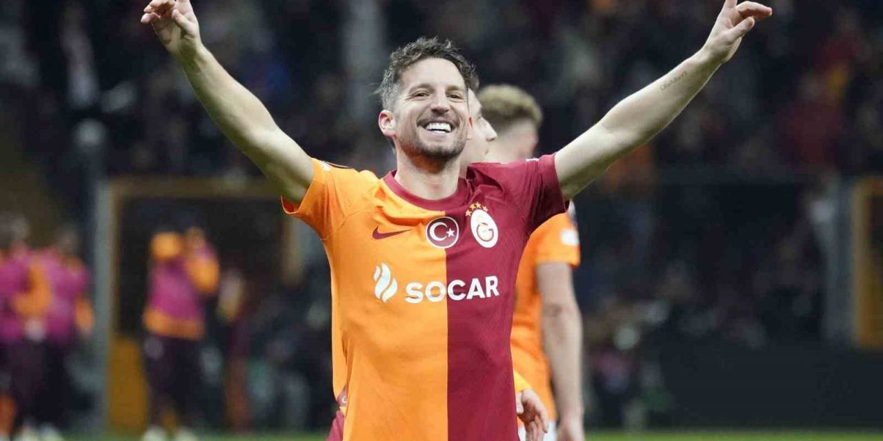 Dries Mertens 7. Golünü Kaydetti