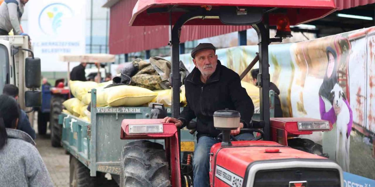 Merkezefendi Belediyesi Çiftçilere 100 Ton Gübre Desteği Sağladı