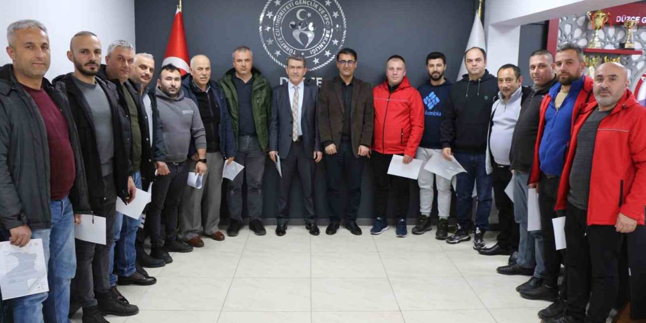 Deprem Afet Yardım Ekibine Teşekkür Belgesi Verildi