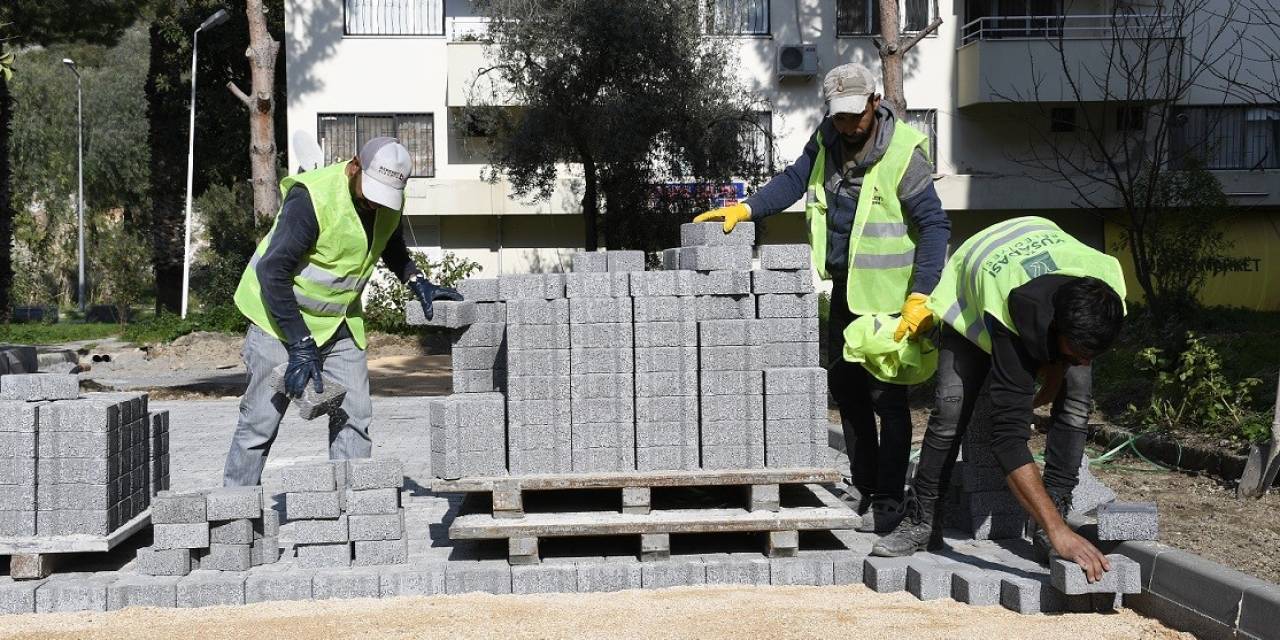 Kuşadası’nda Yol Yapım Çalışmaları Kirazlı Yolu İle Sürüyor