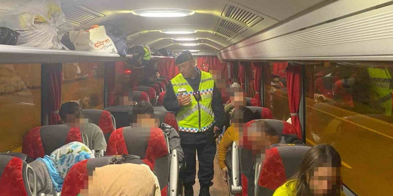 Jandarmadan Şehirlerarası Otobüslere Denetim