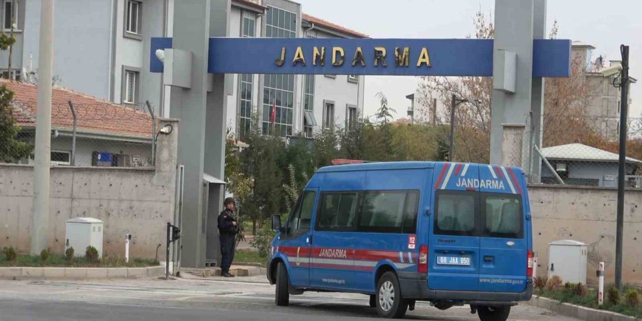 Aksaray’da 12 Aranan Şahıs Jandarma Ekiplerince Yakalandı