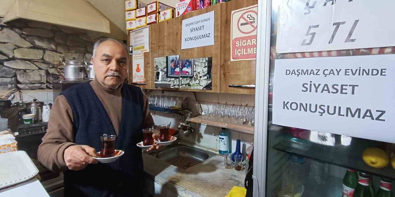 Çay Evinde Siyaset Konuşma Yasağı