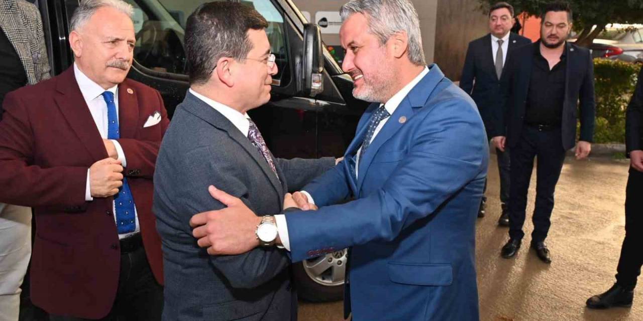 Başkan Tütüncü İş Adamlarıyla Buluştu