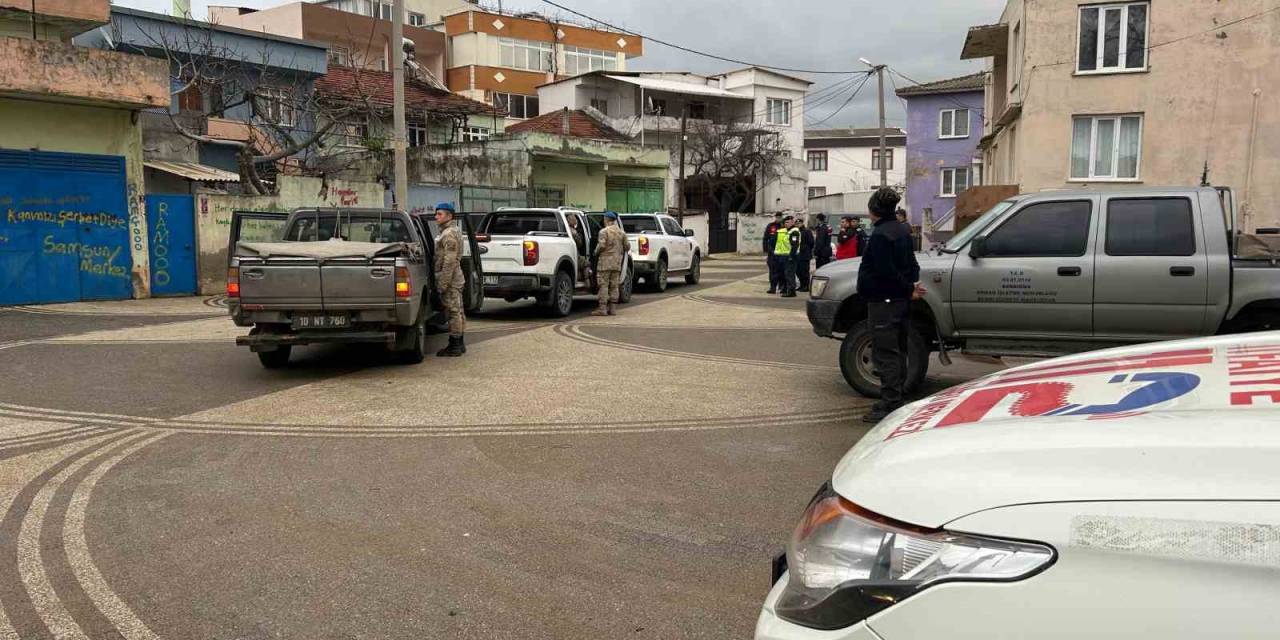 Marmara Denizi’nde Kayıp Mürettebatı Arama Çalışmaları Sürüyor