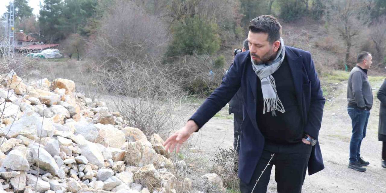 Öldürdükleri Komşularının Evine Taziyeye Dahi Gitmişler