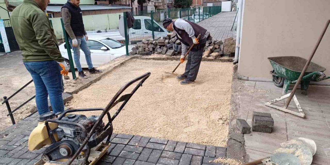 Şehir Genelinde Tadilat Çalışmaları Devam Ediyor