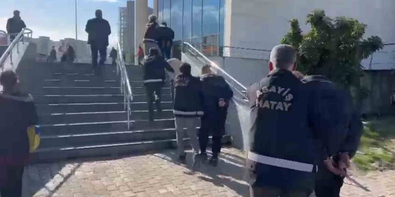 Hatay’da Aranması Bulunan 4 Şahıs Yakalandı