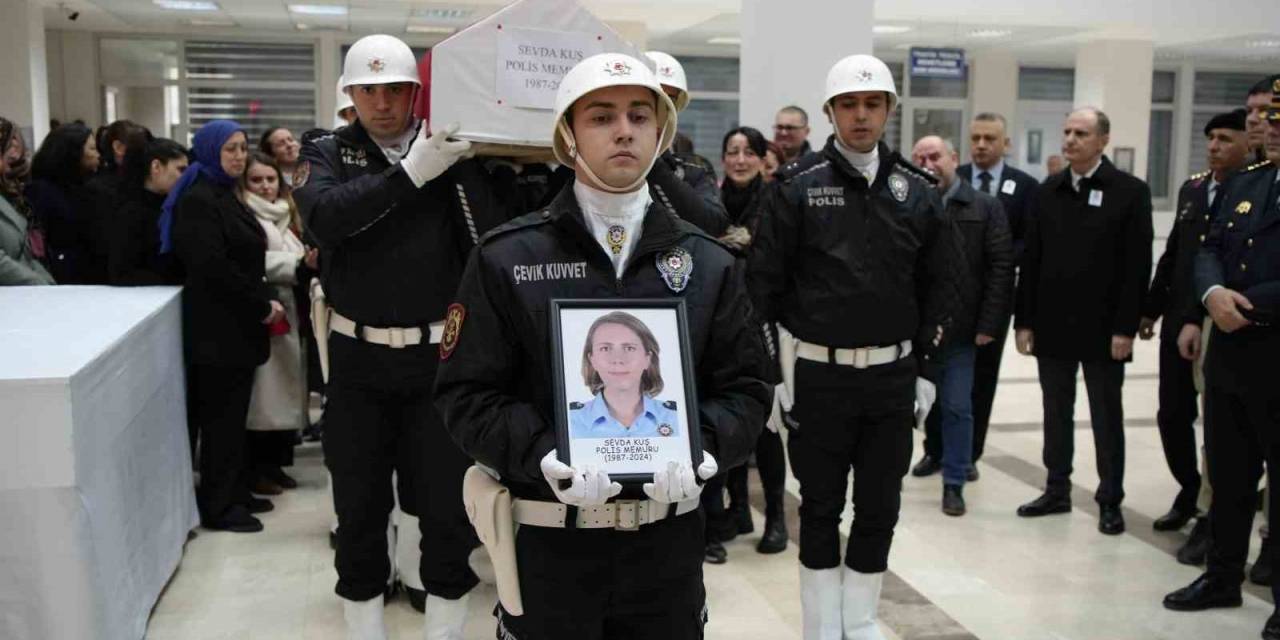 Eski Eşini Öldüren Komiser Tutuklandı