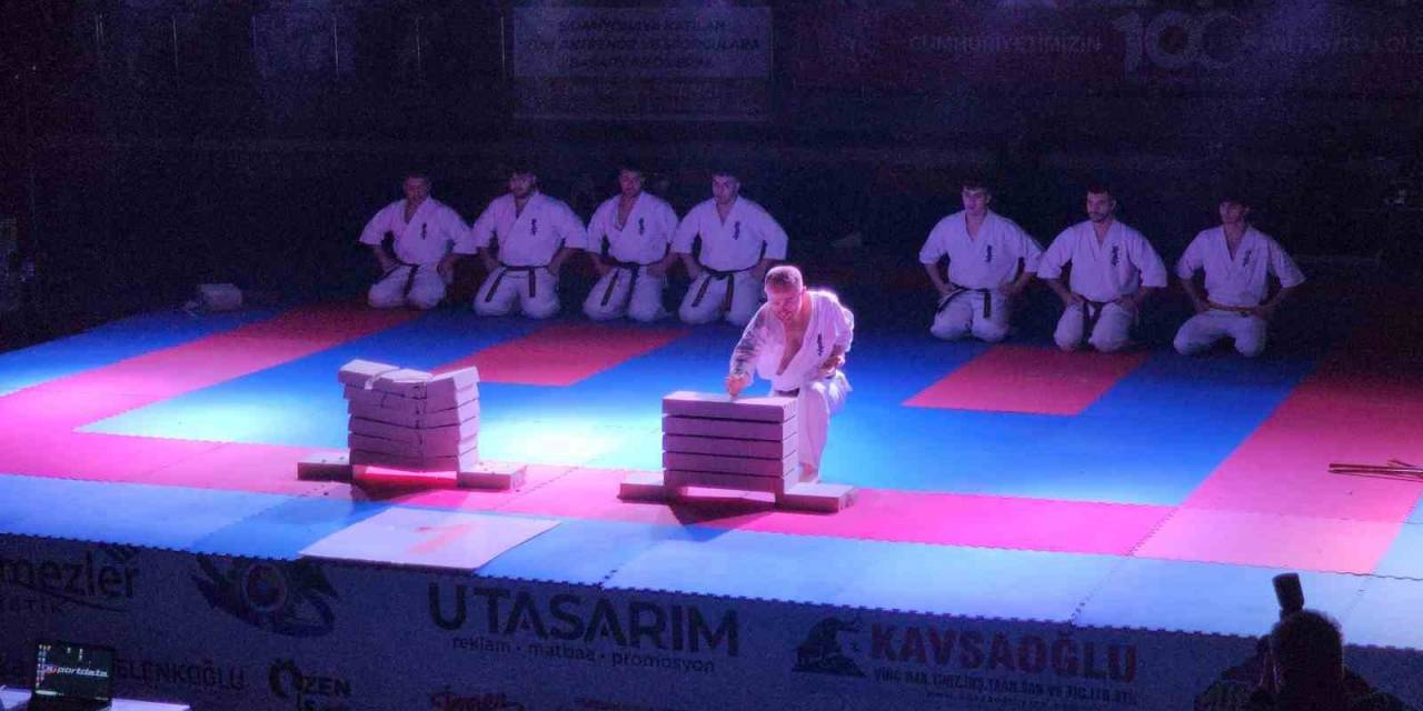 Türkiye Kyokushin Stil Karate Şampiyonası’nın Seremonisi Yapıldı