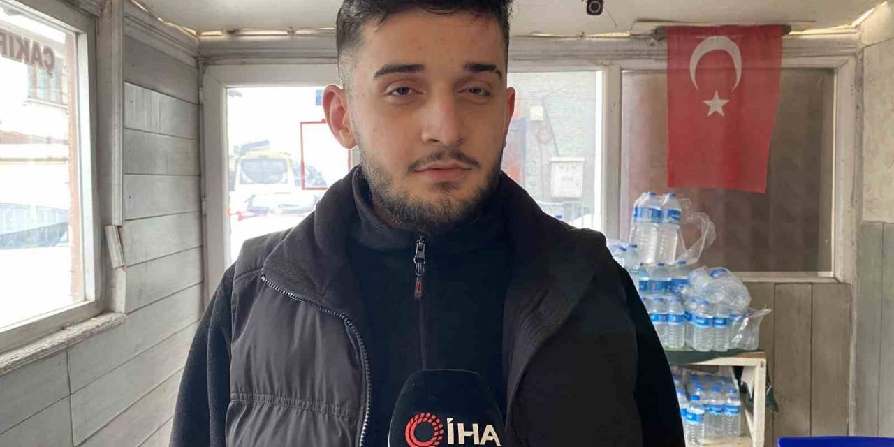 Çakmak Gazıyla Şaka Yapan Genç, Arkadaşının Kafasını Yaktı