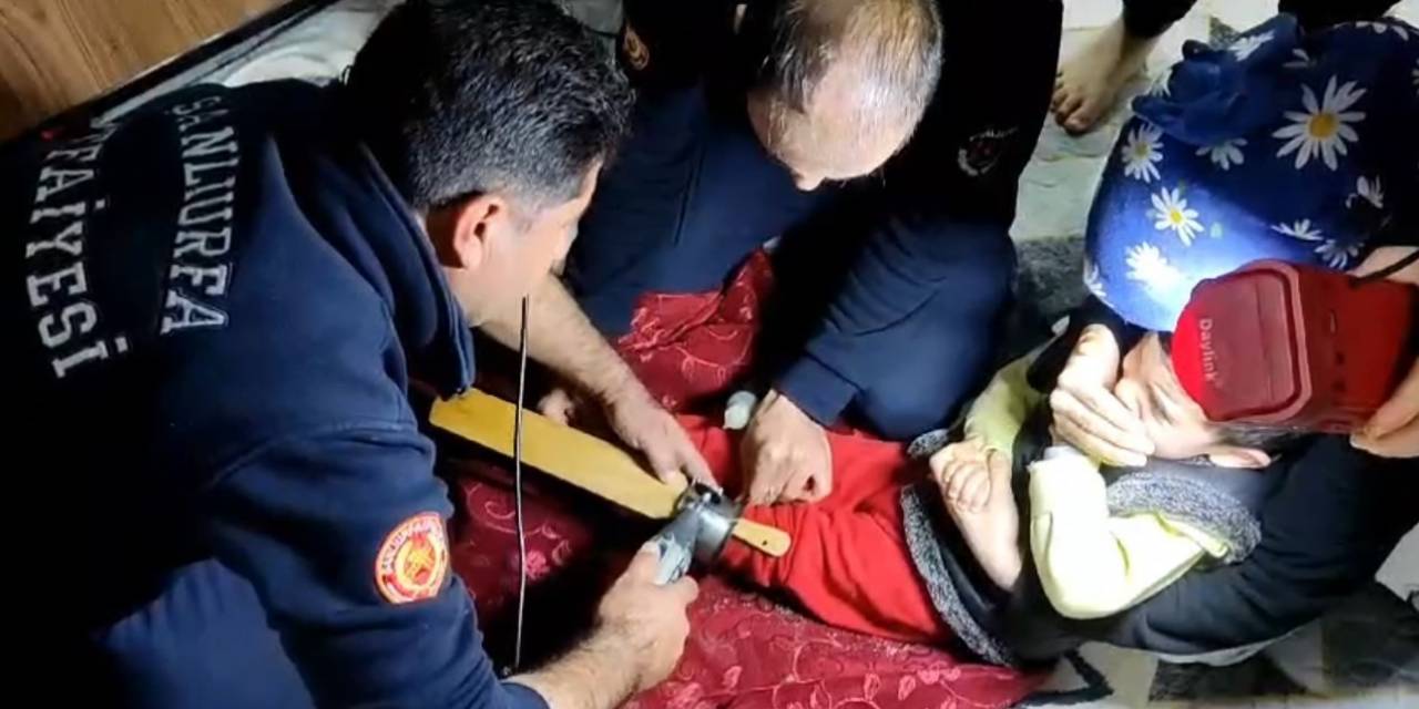 Ayağına Wc Matik Sıkışan Çocuğun İmdadına İtfaiye Yetişti
