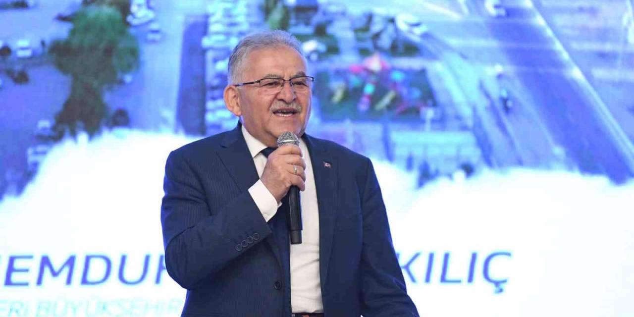 Büyükkılıç: "İnsana Hizmet Etmek İbadettir, Sizlere Aşk İle Çalışan Yorulmaz"