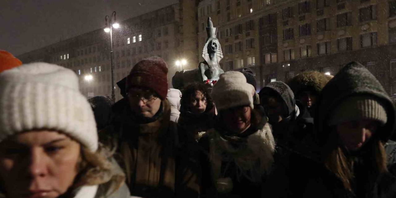 Rusya’da "Navalny" Protestolarına Polis Müdahalesi: 100’den Fazla Gözaltı