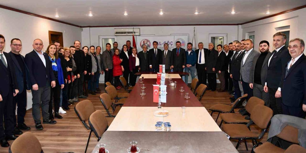 Bal-göç’ten Dündar’a Tam Destek