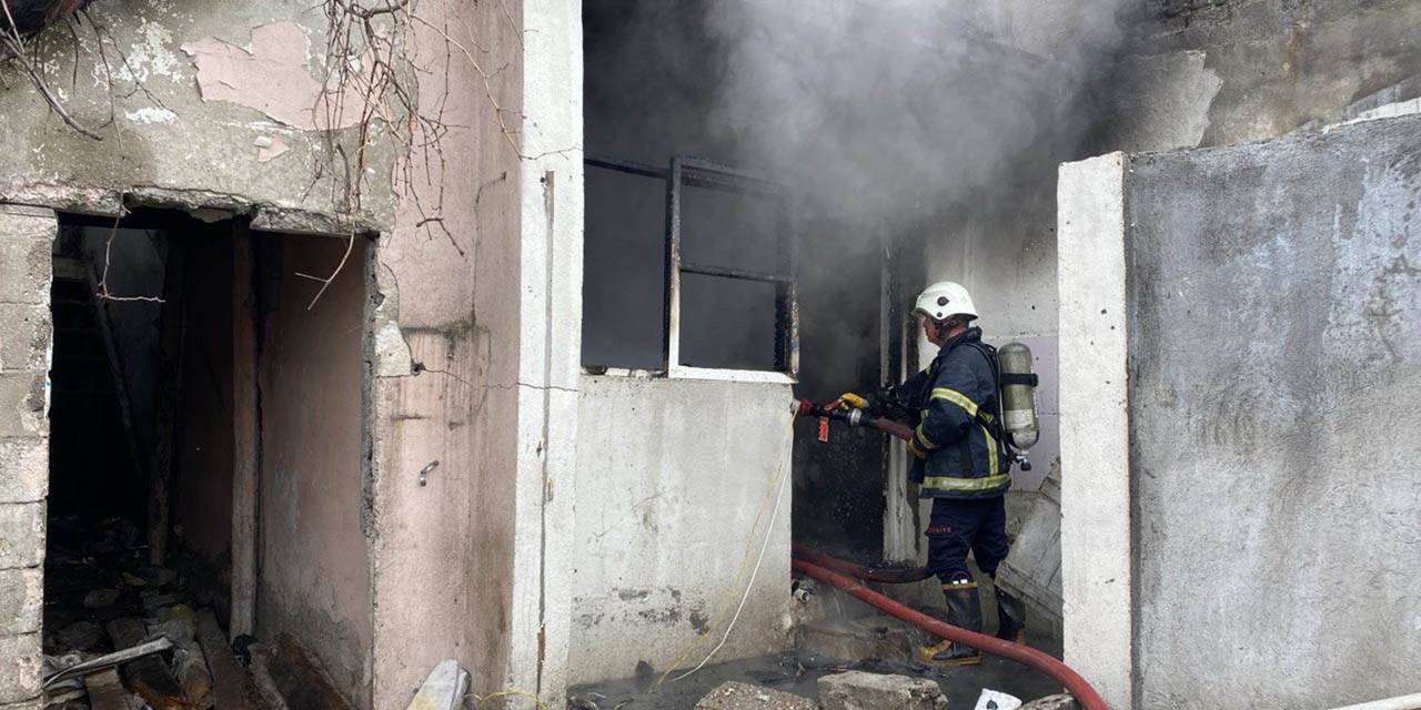 Uyuşturucu Kullanan Şahısların Yangın Çıkardığı İddiası