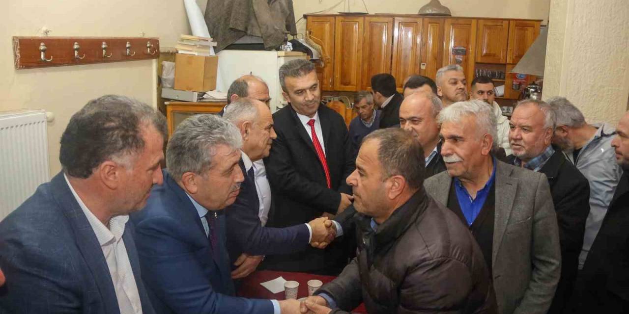 Yahyalı’da Miting Havasında Seçim Bürosu Açıldı