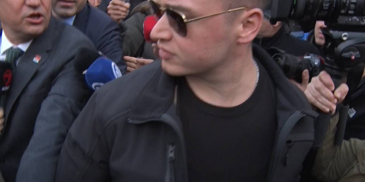 Özgür Özel’in Korumalarından Gazetecilere Kötü Muamele