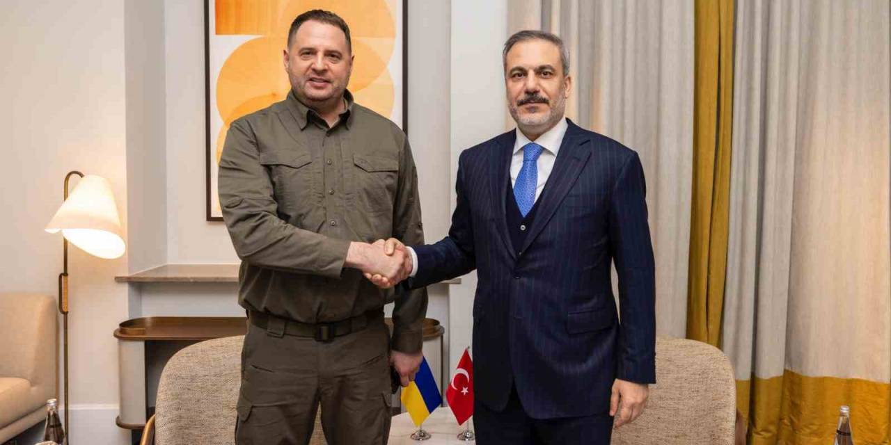 Dışişleri Bakanı Fidan, Ukrayna Devlet Başkanlığı Ofisi Başkanı Yermak İle Görüştü