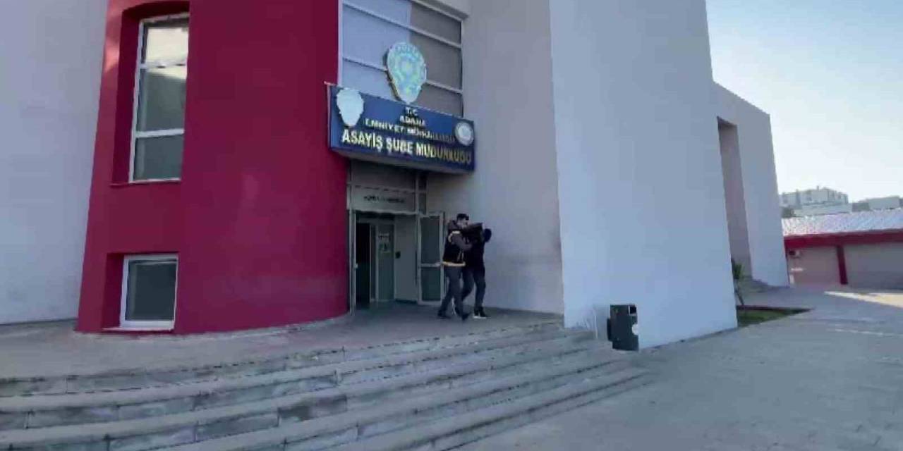 Adana’da Motosiklet Hırsızı Polisten Kaçamadı