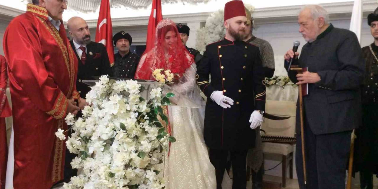 Osmanlı Hanedanının Mutlu Günü