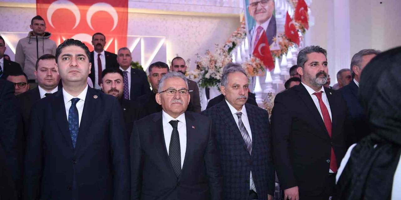 Başkan Büyükkılıç, Talas’ta Avşar Vatandaşlarla Kucaklaştı