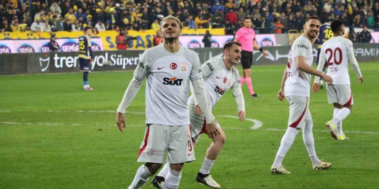 Trendyol Süper Lig: Mke Ankaragücü: 0 - Galatasaray: 3 (İlk Yarı)