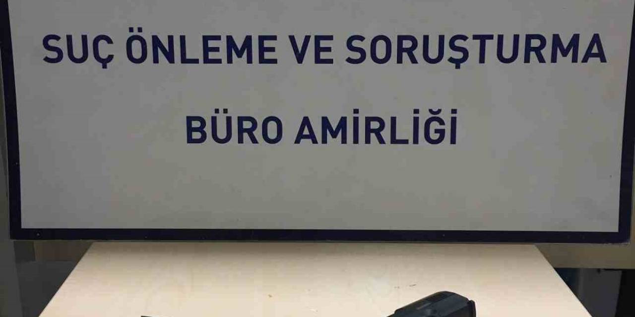 Gelibolu’da Havaya Rastgele Ateş Açan 15 Yaşındaki Çocuk Polis Tarafından Yakalandı