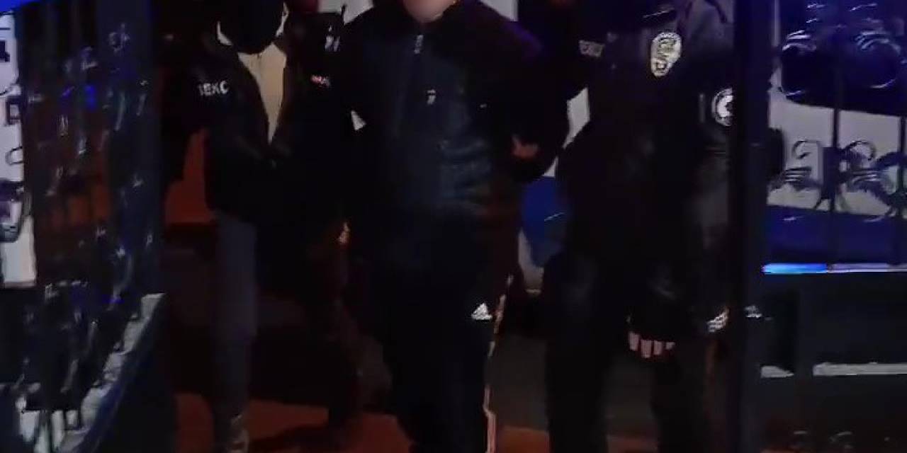 Uyuşturucu Satmaktan 15 Yıl 8 Ay Hapis Cezası Olan Hükümlü Bekçiden Kaçamadı