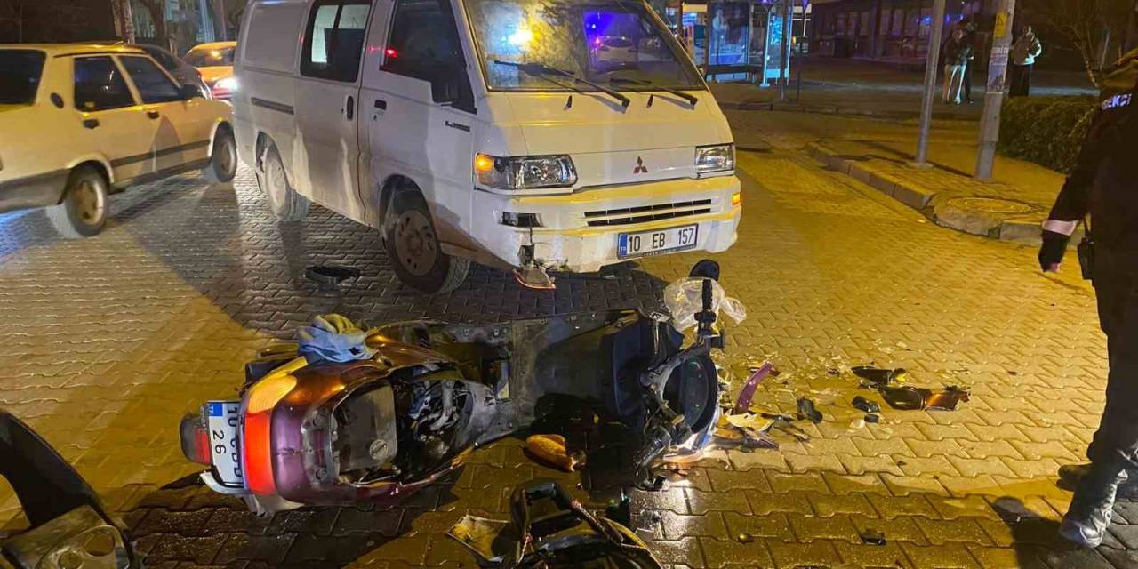 Balıkesir’de Trafik Kazasında Motosiklet Sürücüsü Yaralandı