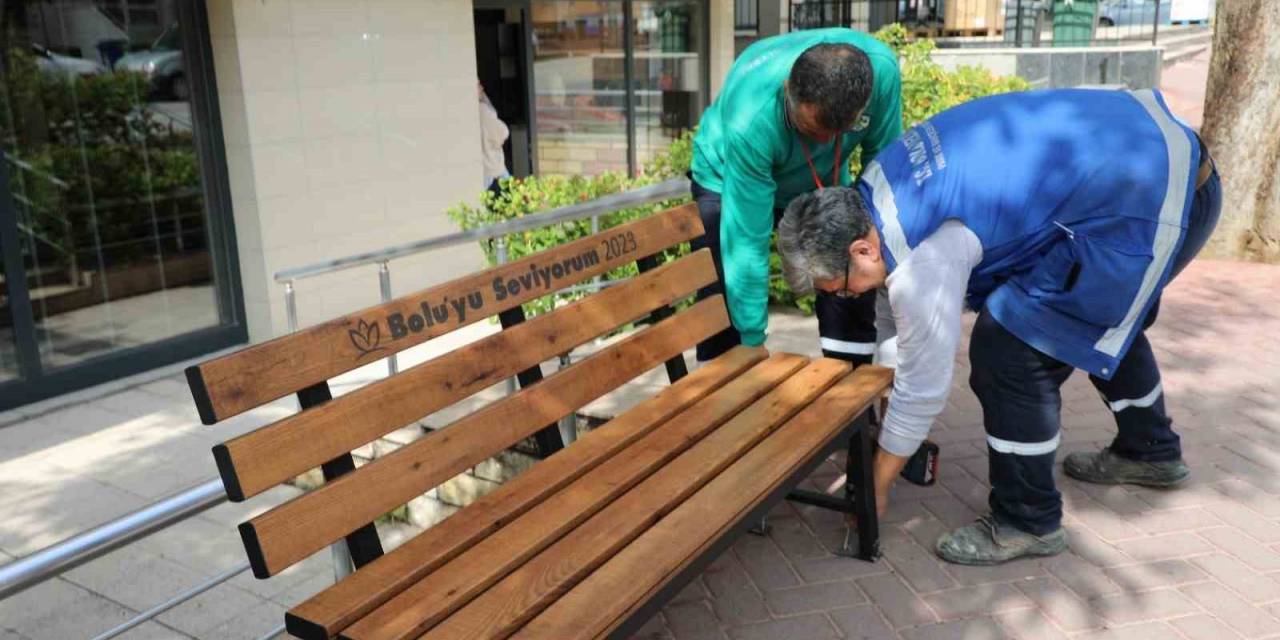 Bolu Belediyesi Artık Kent Mobilyalarını Kendisi Üretiyor