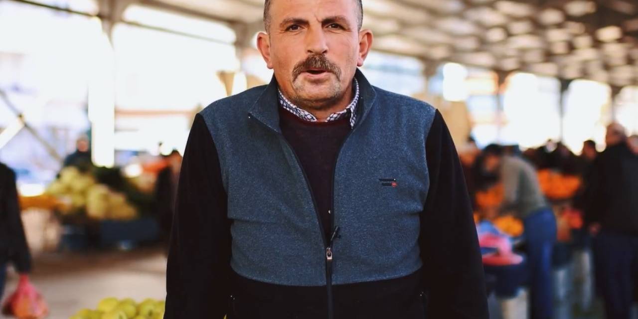 Tokatlı Pazarcının Siyasi Dönüşümü Tıklanma Rekoru Kırdı