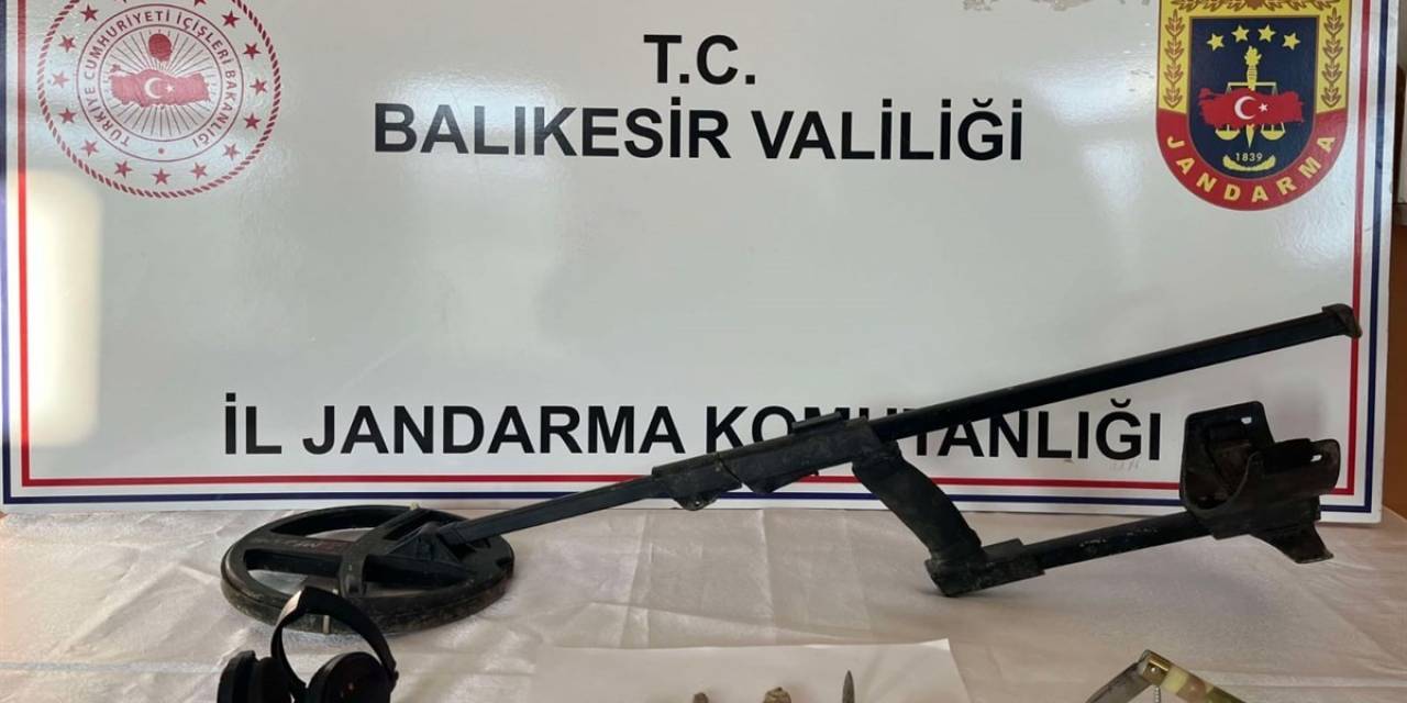 Jandarma, Kültür Ve Tabiat Varlıkları Kaçakçılarını Yakaladı