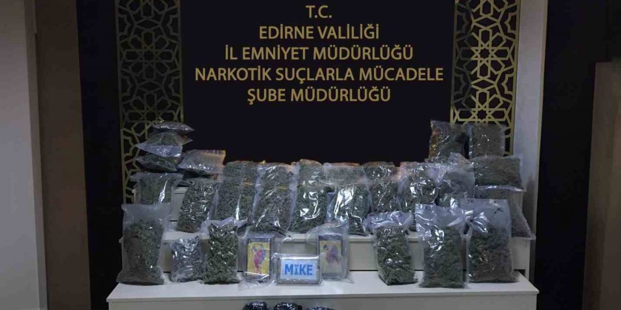 Tırın Yakıt Deposunda 20 Kilo Uyuşturucu Ele Geçirildi